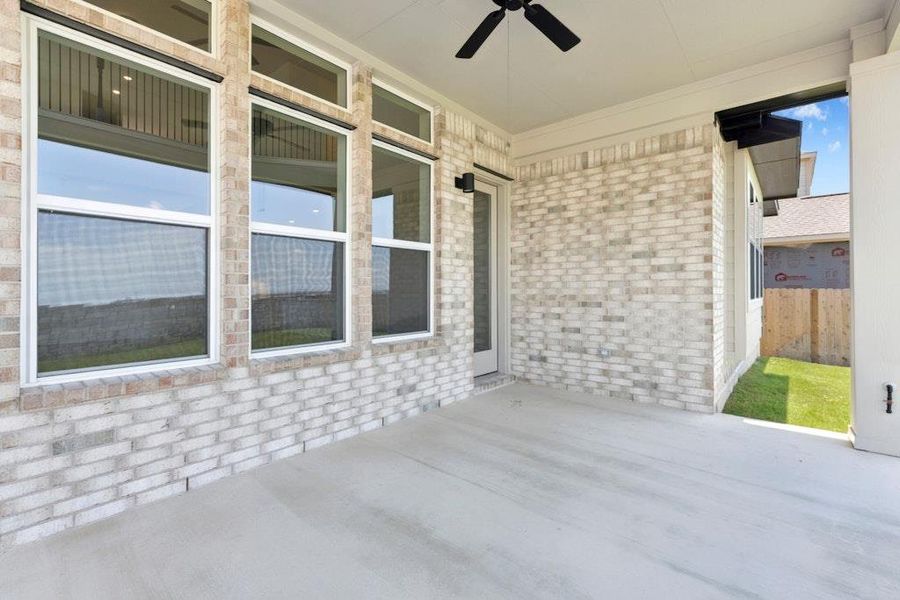 Furnished interior view inside a new home in University Heights, Round Rock (Image 8).