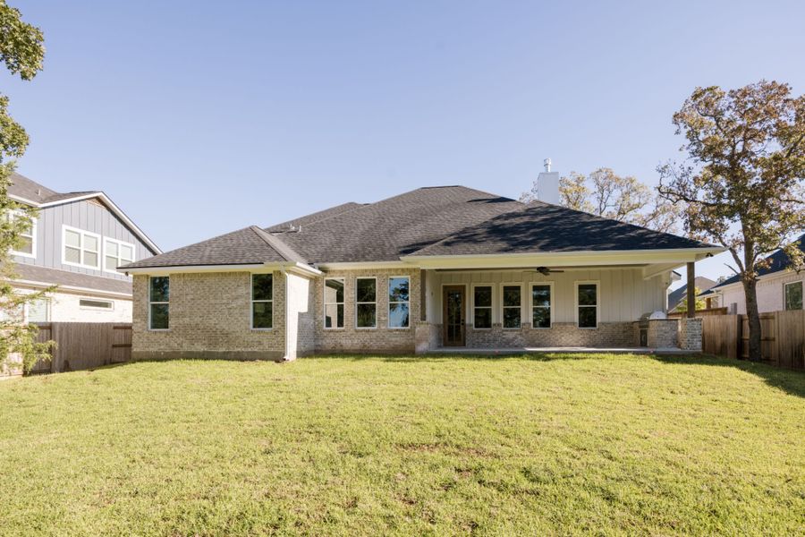 Representative exterior details of a home built from the The Ellen II by Reece Homes in Pebble Creek, College Station (Image 31).