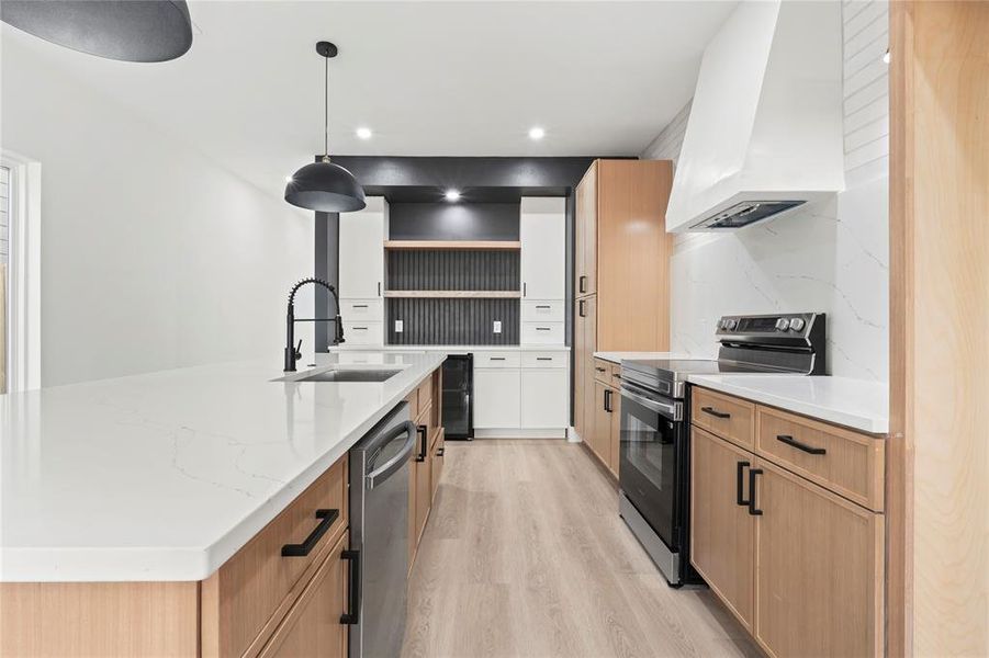 Furnished interior view inside a new home in , Dallas (Image 6).