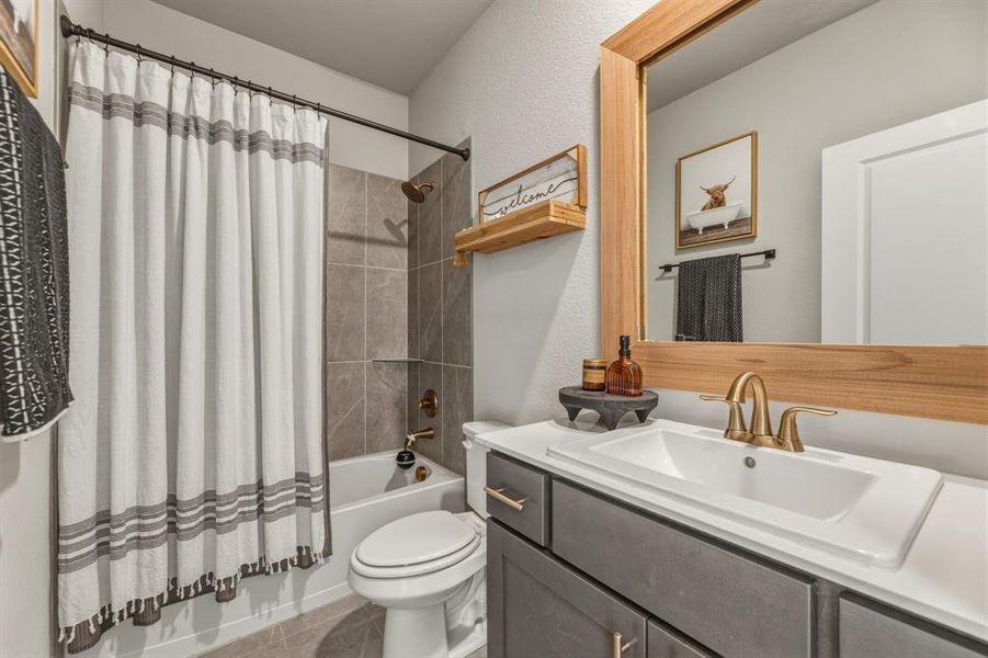 Furnished interior view inside a new home in , McKinney (Image 23). Furnished interior view inside a new home in , McKinney (Image 23).