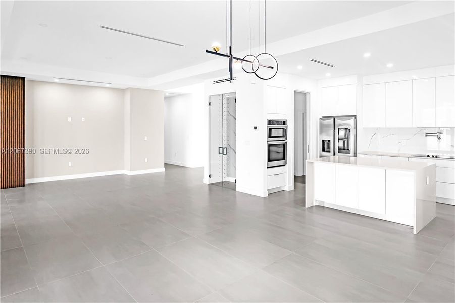 Spacious, unfurnished interior of a new home in , Cape Coral (Image 35). Spacious, unfurnished interior of a new home in , Cape Coral (Image 35).