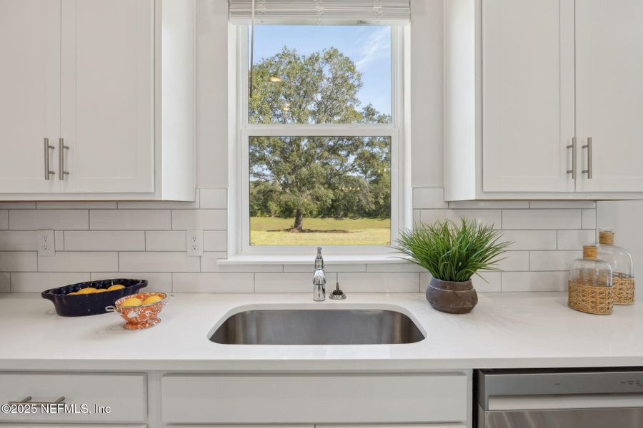 Close-up of interior finishes inside a home in Katie Cove, Jacksonville (Image 20).