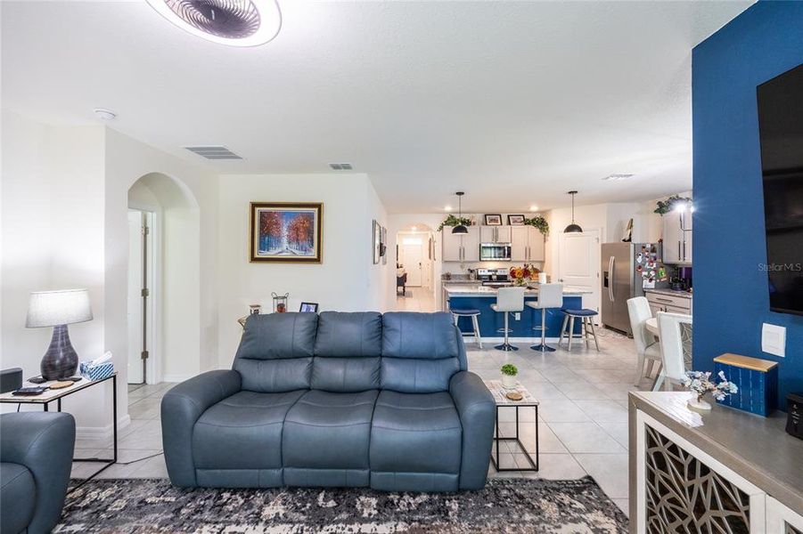 Furnished interior view inside a new home in Lake Diamond, Ocala (Image 34).