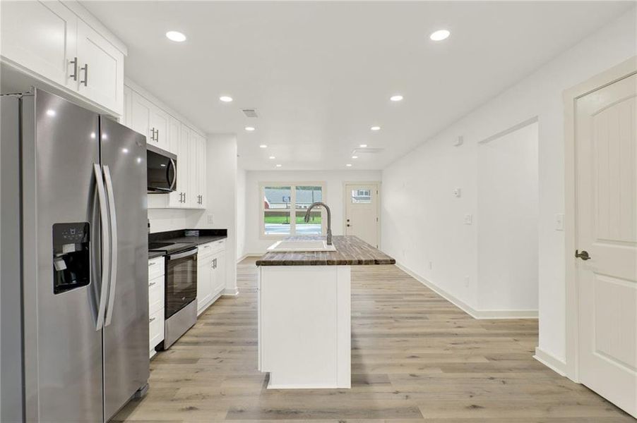 Furnished interior view inside a new home in , Calhoun (Image 3).