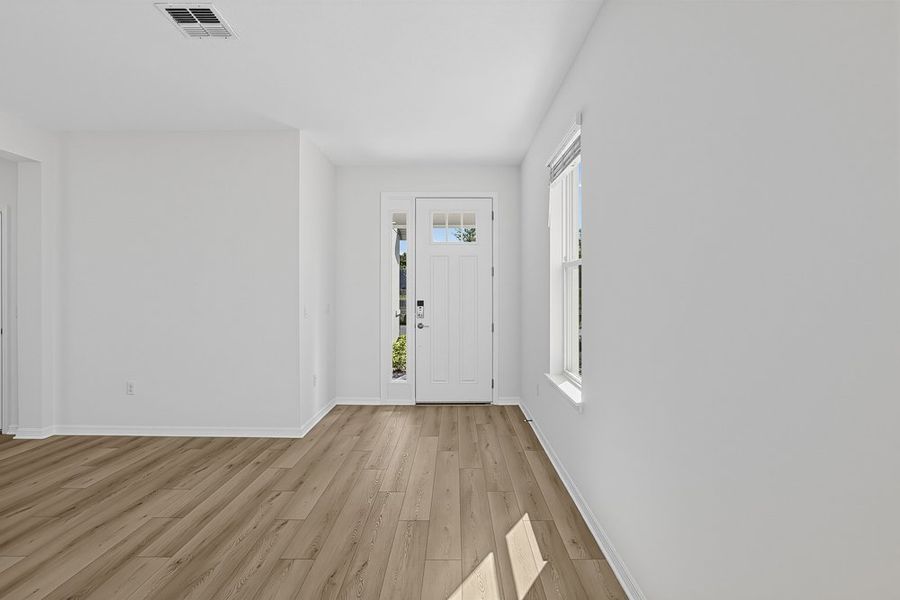 Spacious, unfurnished interior of a new home in Lochside, Mount Dora (Image 18).