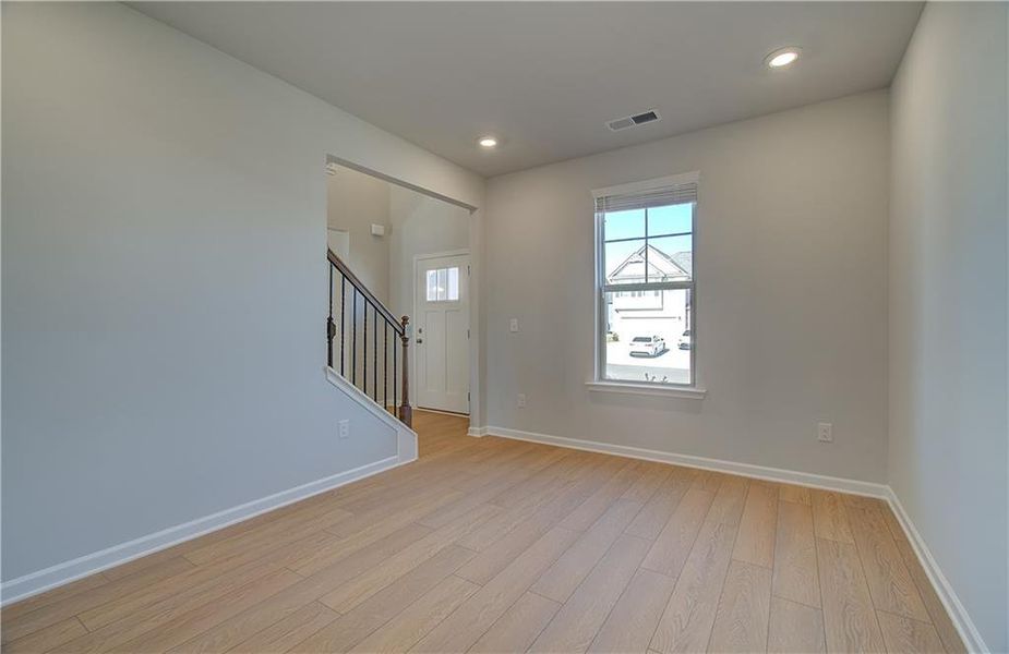 Spacious, unfurnished interior of a new home in Adagio, Dacula (Image 13).