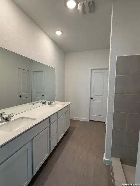 Furnished interior view inside a new home in Rose Valley, Converse (Image 5).