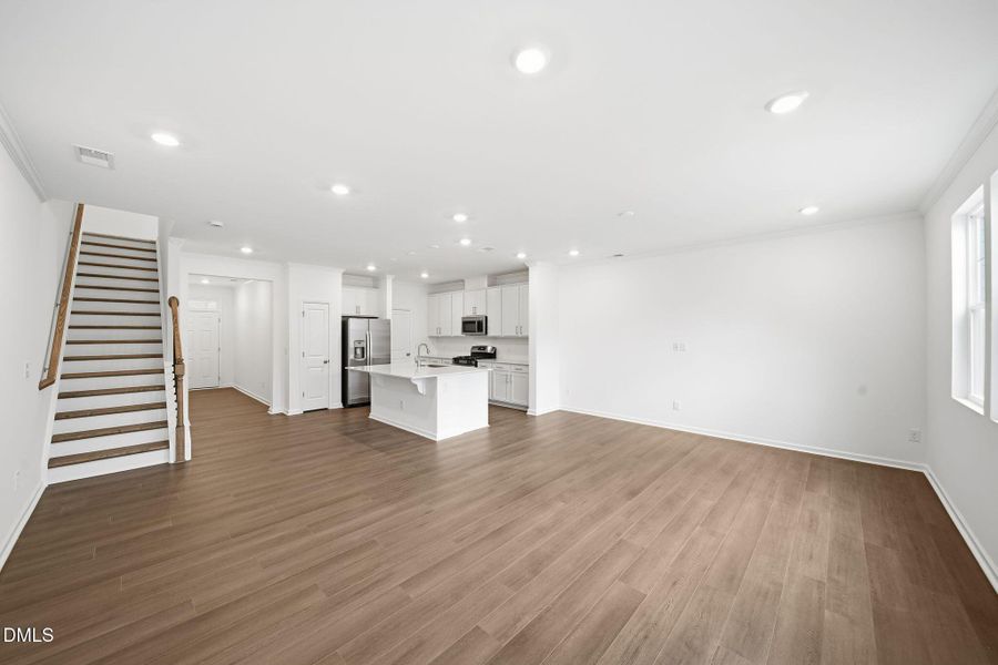 SUN_Everlee_Pic_CarsonII_QMI_258_Great_2