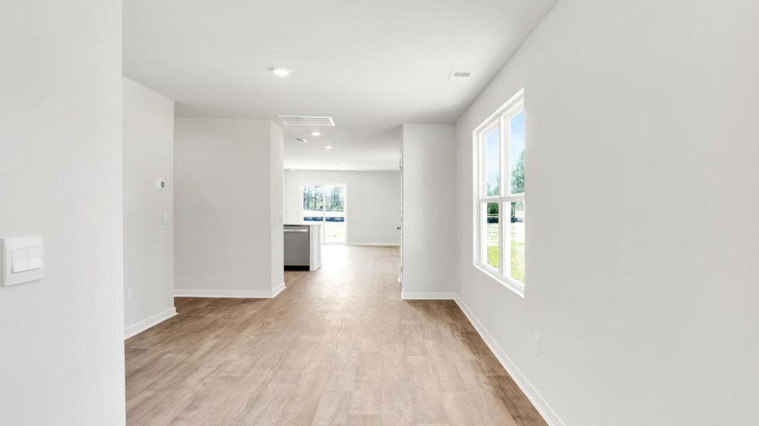 Spacious, unfurnished interior of a new home in Lockwood Landing, Supply (Image 12).