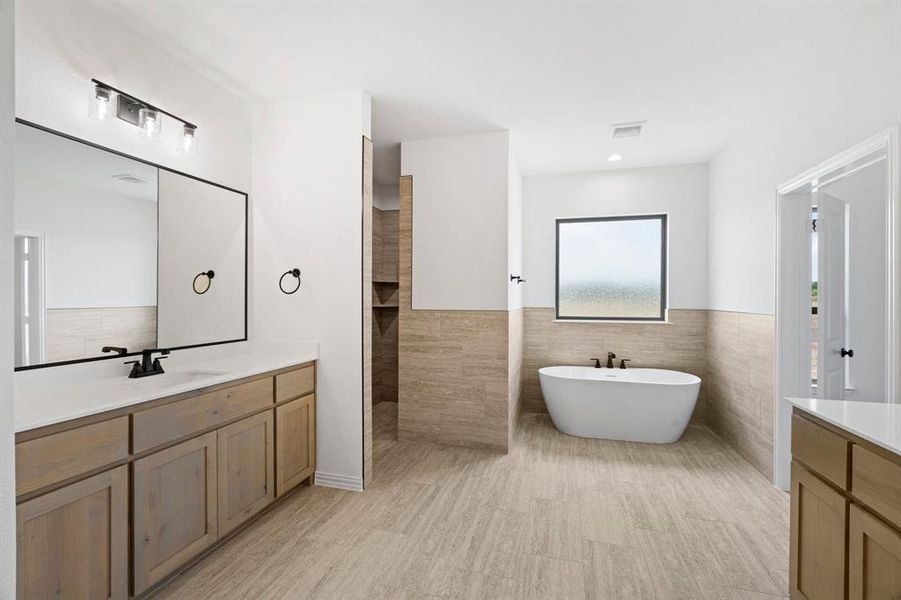 Furnished interior view inside a new home in , Waxahachie (Image 8).