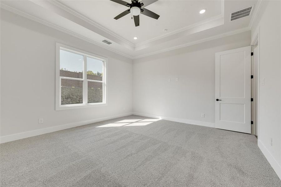 Spacious, unfurnished interior of a new home in Lincoln Pointe, Van Alstyne (Image 17). Spacious, unfurnished interior of a new home in Lincoln Pointe, Van Alstyne (Image 17).