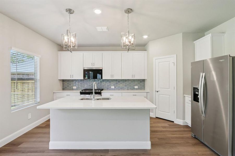 Furnished interior view inside a new home in Westmoor, Sherman (Image 10).