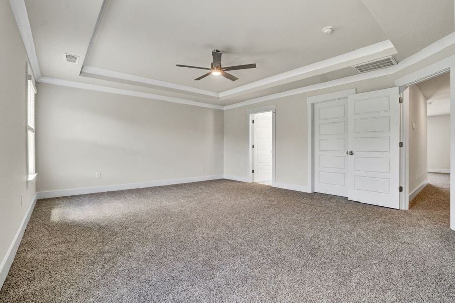 Spacious, unfurnished interior of a new home in Foxbank, Gray Court (Image 46). Spacious, unfurnished interior of a new home in Foxbank, Gray Court (Image 46).