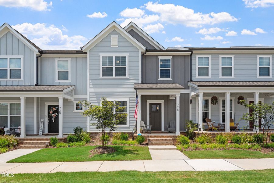 01-728 Silo Pk Dr [2369799]_01