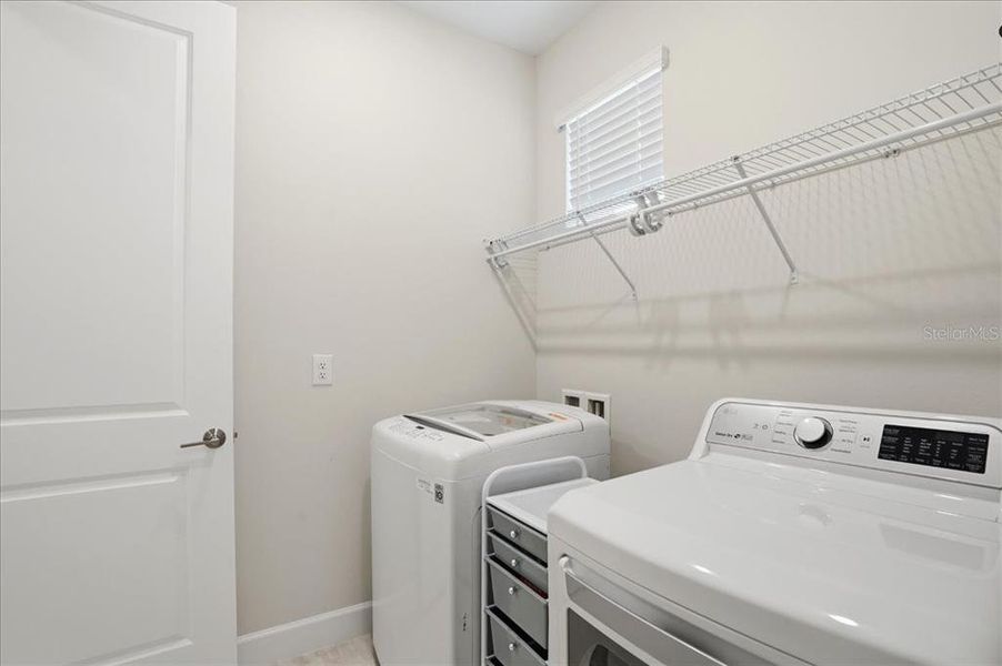 Close-up of interior finishes inside a home in , Palmetto (Image 20).