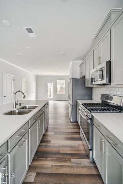 SUN_TraceOldeTowne_Pic_Meredith_12 SUN_TraceOldeTowne_Pic_Meredith_12