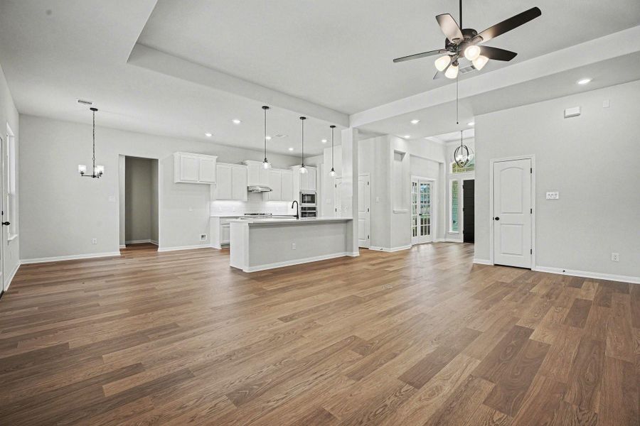 Spacious, unfurnished interior of a new home in Encino Estates, Dayton (Image 13).