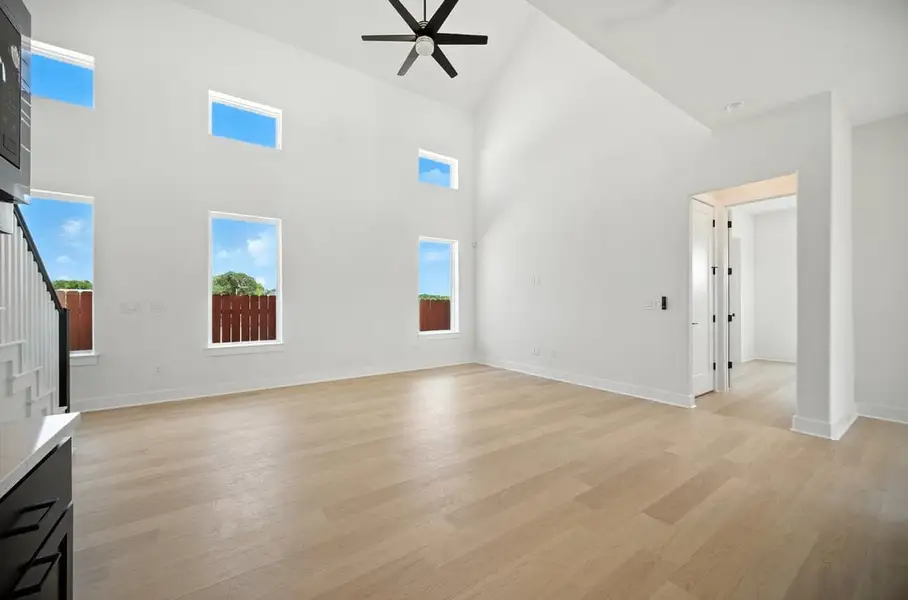 Spacious, unfurnished interior of a new home in Foxfield, Austin (Image 8). Spacious, unfurnished interior of a new home in Foxfield, Austin (Image 8).