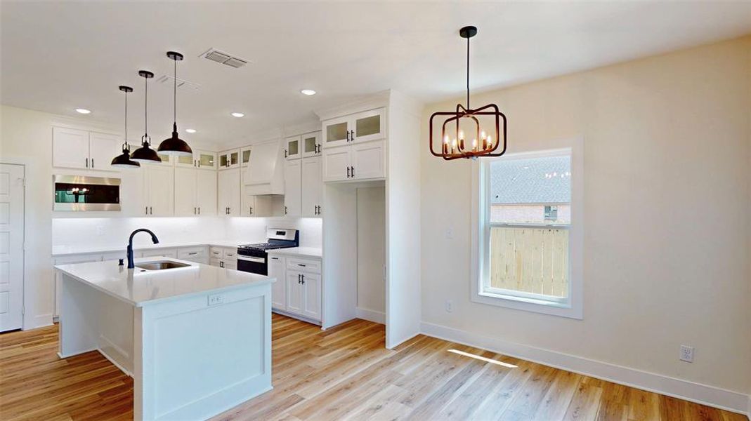 Furnished interior view inside a new home in , Bullard (Image 18).