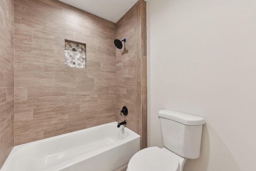 Shared Jack 'n Jill for Bedrooms 2 & 3 Shared Jack 'n Jill for Bedrooms 2 & 3