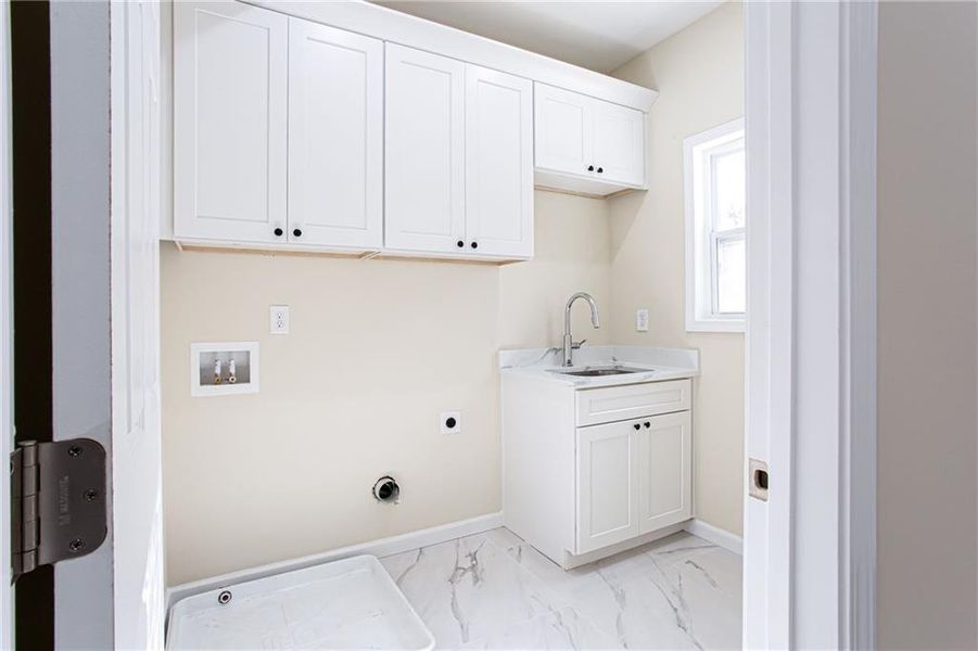 Furnished interior view inside a new home in , McDonough (Image 7).