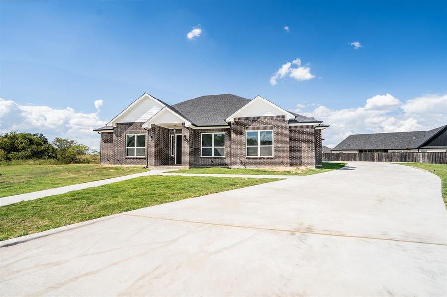 Exterior details and patio area of a home in , Sulphur Springs (Image 2). Exterior details and patio area of a home in , Sulphur Springs (Image 2).