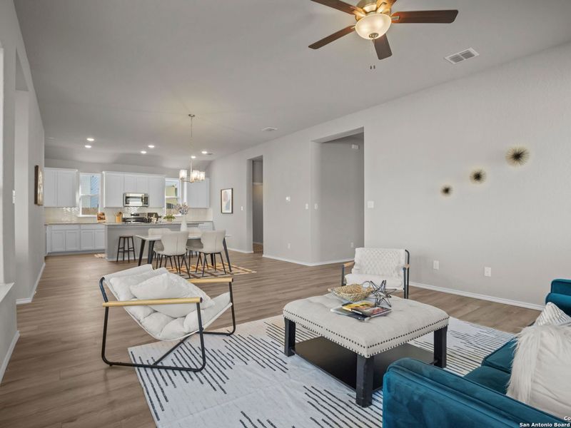Furnished interior view inside a new home in Hannah Heights, Seguin (Image 11).