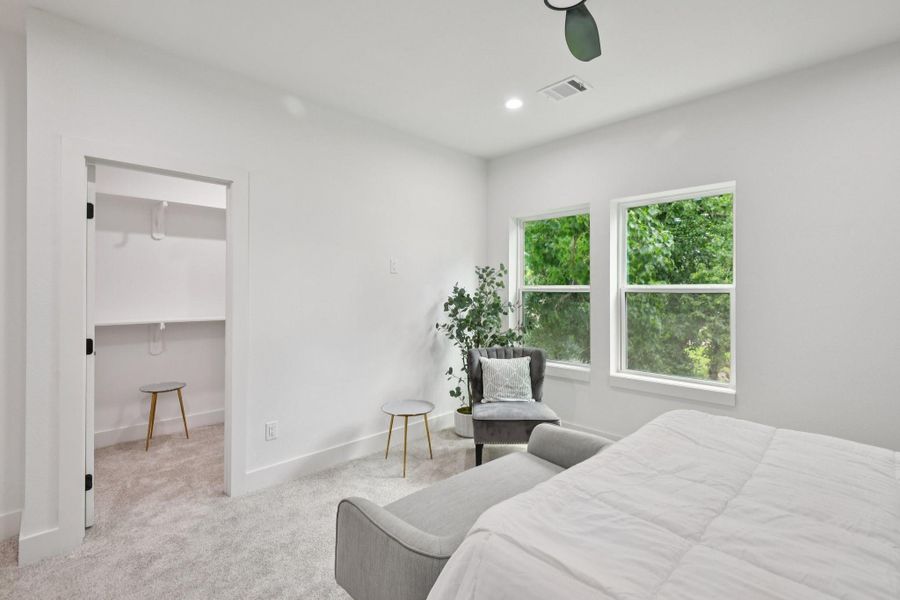 Image 12 of a home in . Image 12 of a home in .