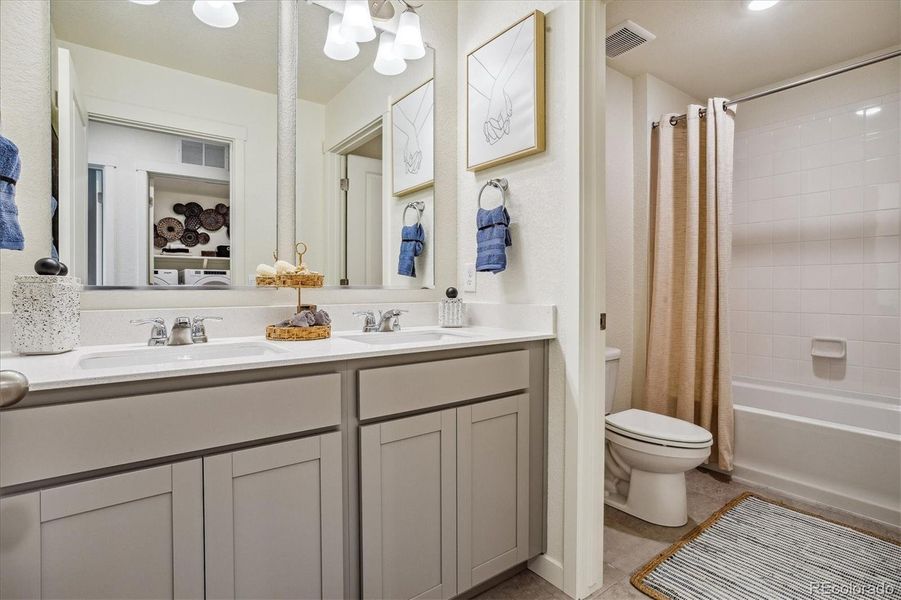 Furnished interior view inside a new home in Ridge at Johnstown, Johnstown (Image 20).