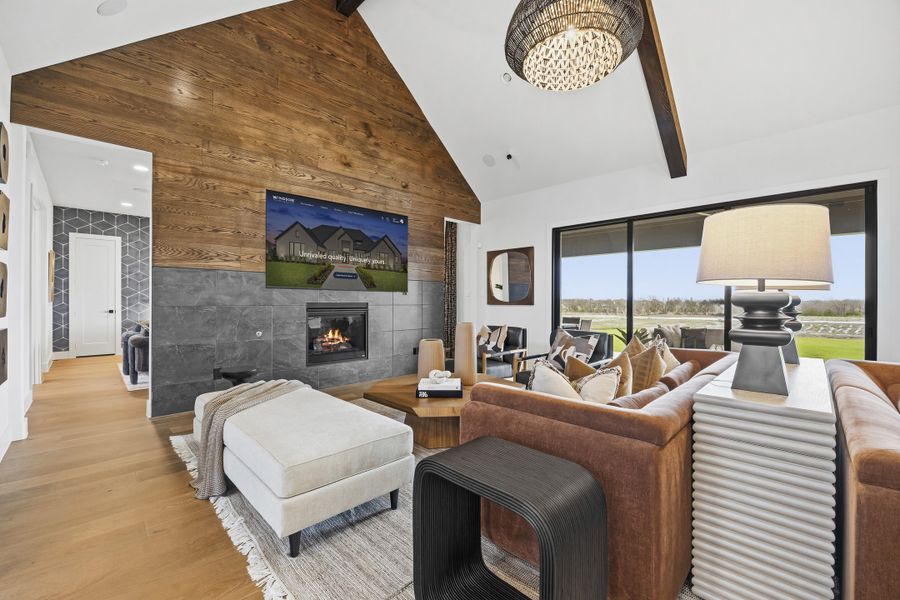Representative furnished interior of a home built from the Lancaster by Windsor Homes in Ridge Pointe Estates, McLendon-Chisholm (Image 11).