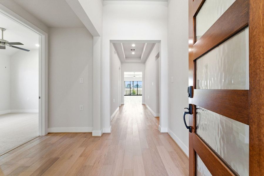 Image 28 of a home in The Highlands.