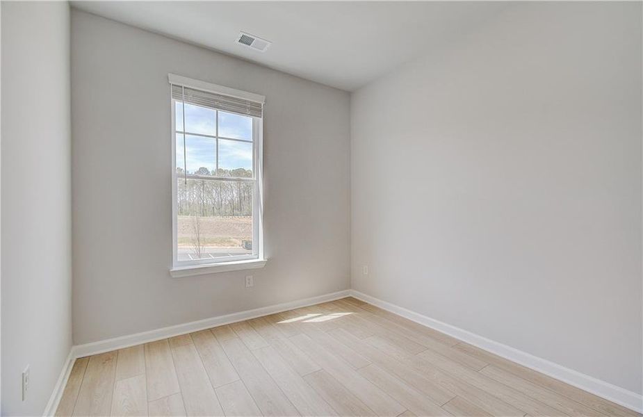 Spacious, unfurnished interior of a new home in Daybreak, Newnan (Image 13).