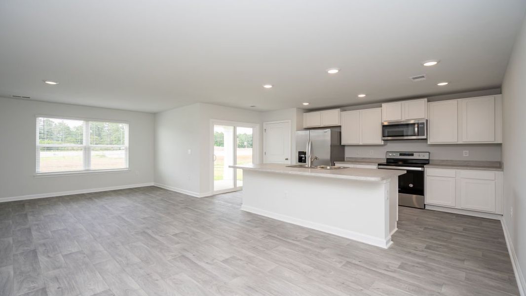 Representative unfurnished interior of a home built from the KERRY by D.R. Horton in Cottonwood Place, Tabor City (Image 8).