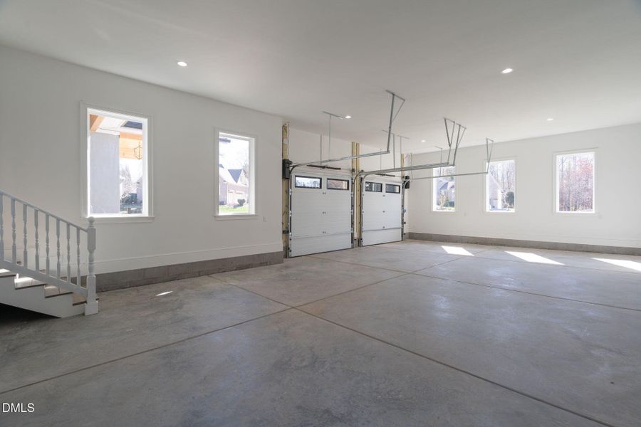77-web-or-mls-4205 Limerick Dr-77