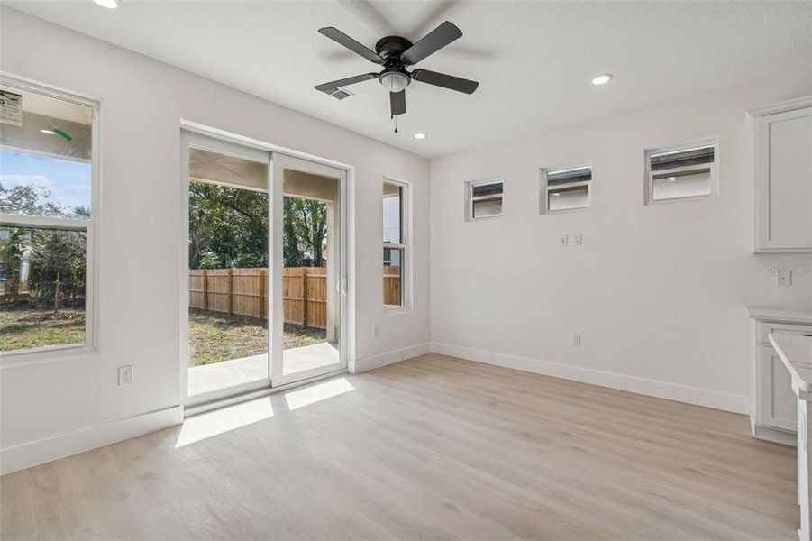 Spacious, unfurnished interior of a new home in , Tampa (Image 26).