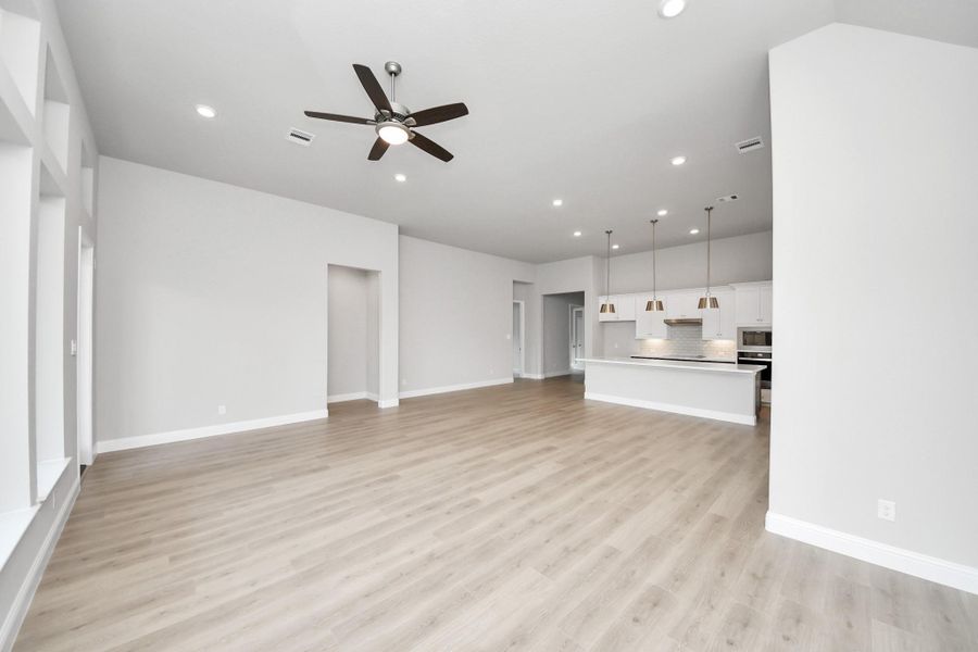 Spacious, unfurnished interior of a new home in Bridgeland: Heritage Collection, Cypress (Image 10). Spacious, unfurnished interior of a new home in Bridgeland: Heritage Collection, Cypress (Image 10).