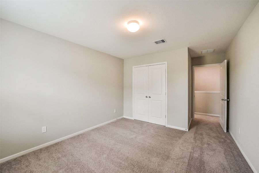 Spacious, unfurnished interior of a new home in , Houston (Image 20).