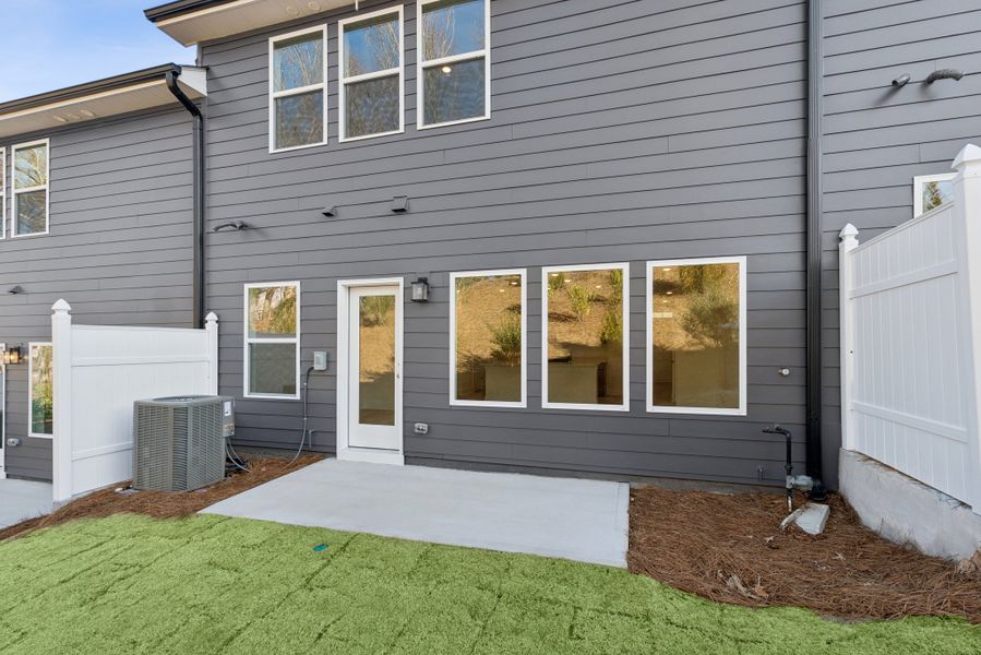 Exterior details and patio area of a home in Grandview Terrace, Canton (Image 3).