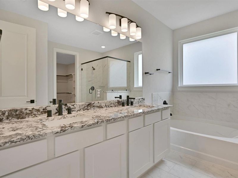 Furnished interior view inside a new home in Lago Mar, Texas City (Image 6).