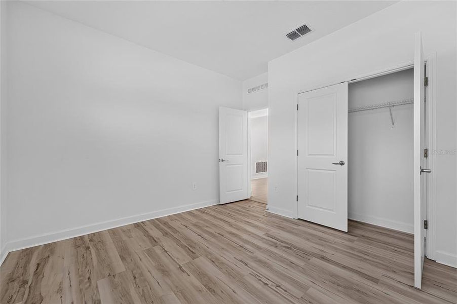 Spacious, unfurnished interior of a new home in , Apopka (Image 31).