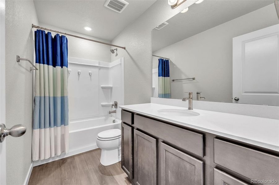 Furnished interior view inside a new home in , Fountain (Image 41).