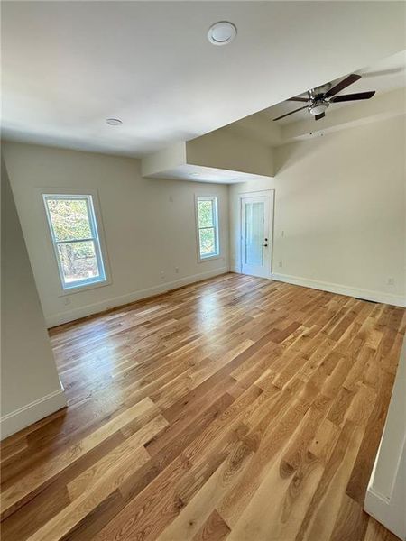 Spacious, unfurnished interior of a new home in , Marietta (Image 8).