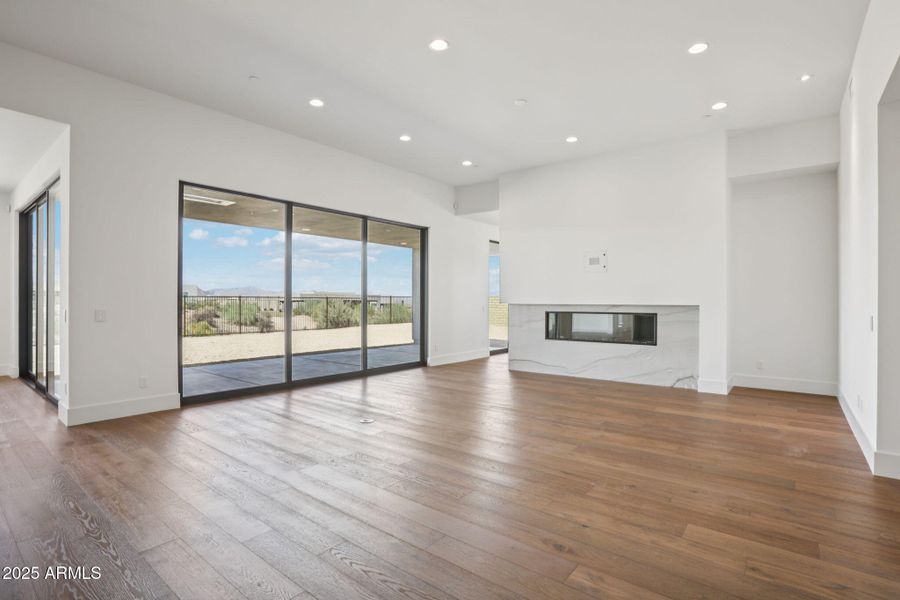 15-web-or-mls-13230 E Buckskin Trail-S07