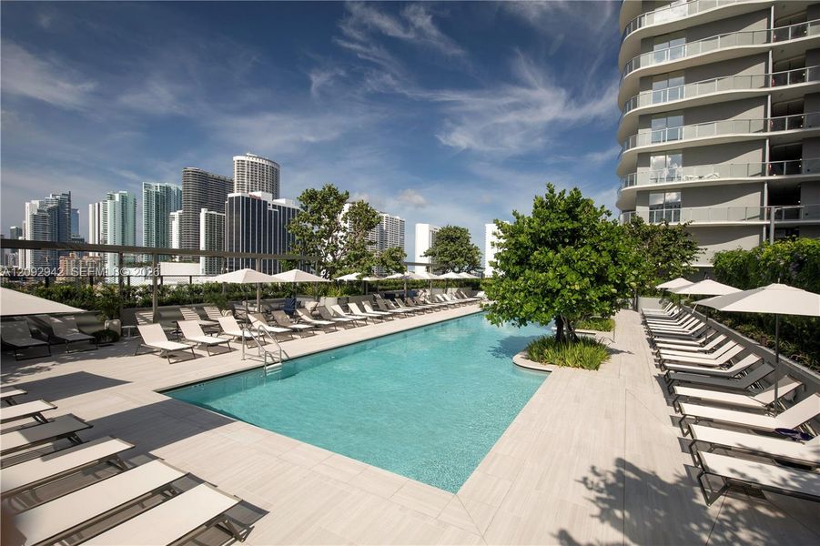 Condo located in Miami, FL showcasing its design and architecture (Image 24).