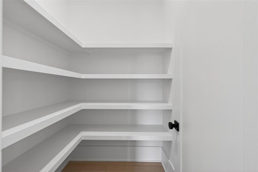 Spacious, unfurnished interior of a new home in , Jefferson (Image 21).