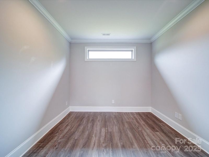 Spacious, unfurnished interior of a new home in The Courtyards on New Hope, Gastonia (Image 17).