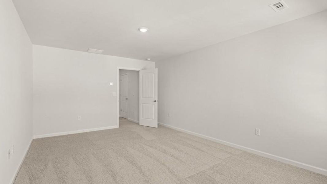 Spacious, unfurnished interior of a new home in Mountain Park, Dahlonega (Image 20). Spacious, unfurnished interior of a new home in Mountain Park, Dahlonega (Image 20).