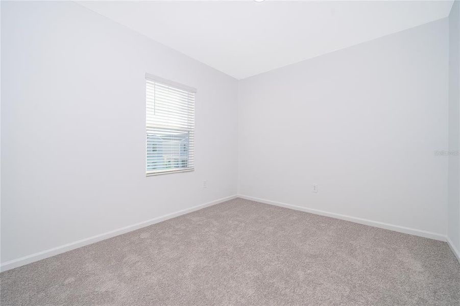 Spacious, unfurnished interior of a new home in , Orlando (Image 18).