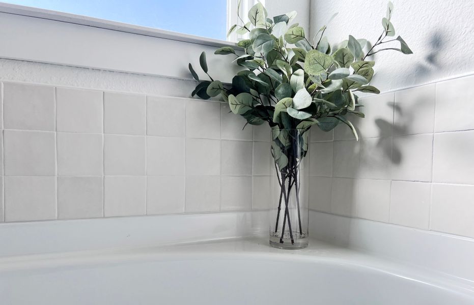 Representative interior finishes for a home built from the Lindale by Pulte Homes in Wilson Creek Meadows, Celina (Image 6). Representative interior finishes for a home built from the Lindale by Pulte Homes in Wilson Creek Meadows, Celina (Image 6).