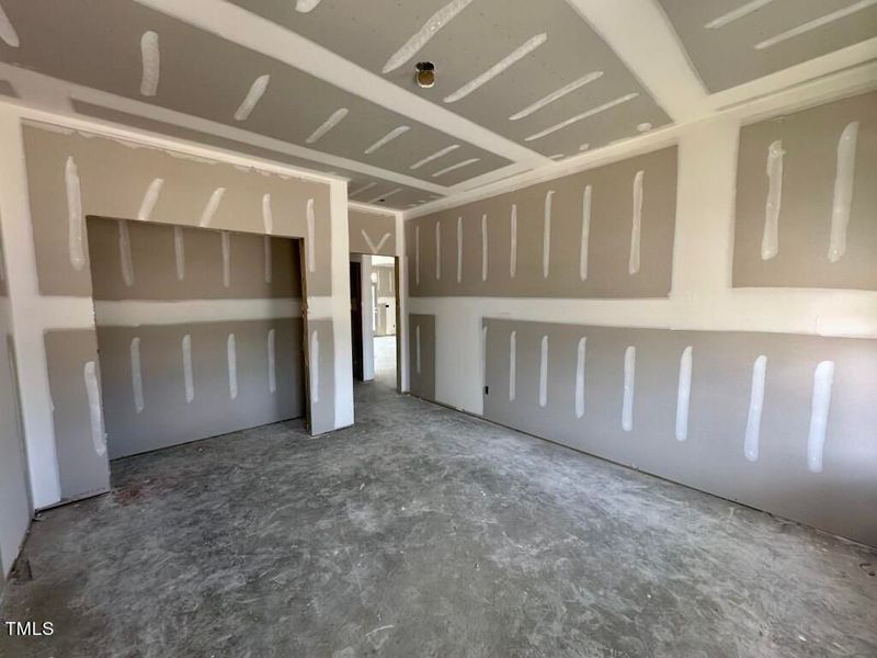 Spacious, unfurnished interior of a new home in Glenmere, Knightdale (Image 27). Spacious, unfurnished interior of a new home in Glenmere, Knightdale (Image 27).
